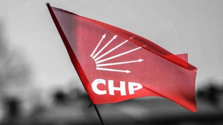 CHP, 2 büyükşehirde eridi!