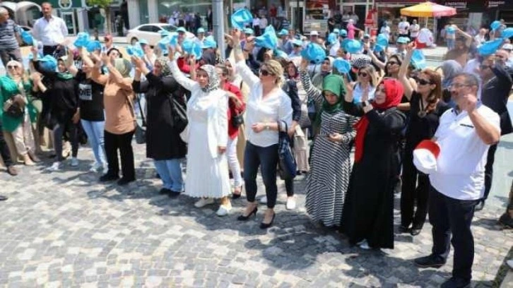 CHP'li Tanju Özcan'a kadınların tepkisi sürüyor