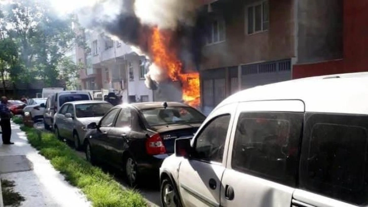 Çorlu’da ikinci el eşya deposunda yangın