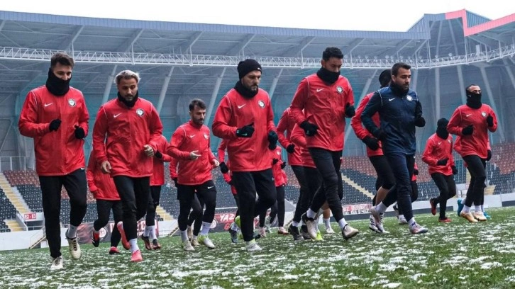 Çorum FK, Manisa'da 3 puan arayacak