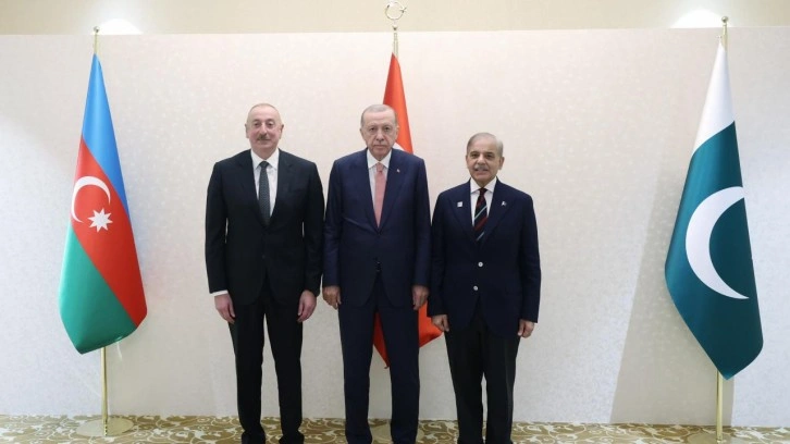 Cumhurbaşkanı Erdoğan, Aliyev ve Şerif ile üçlü toplantı yaptı