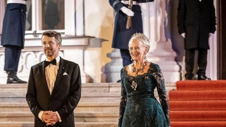 Danimarka'da 50 yıl aradan sonra Kral dönemi! Kraliçe tahttan çekildi