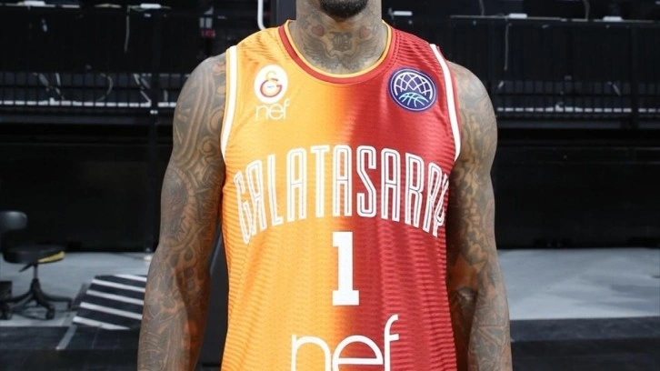 Dee Bost yeniden Galatasaray'da