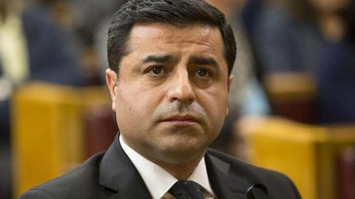 Demirtaş havlu attı! Bıraktığını resmen açıkladı