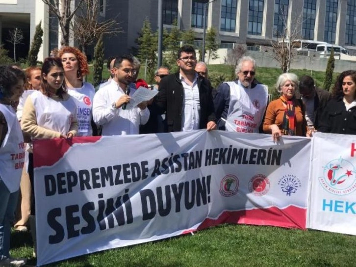 Depremzede Asistan Hekimler Başka Şehirlere Nakil Talebinde Bulundu