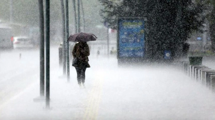 Dışarı çıkacaklar dikkat! Meteoroloji'den 56 ile sarı ve turuncu kodlu uyarı