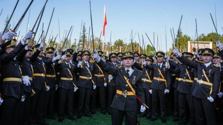 Disipline sevk edilen teğmenlerin avukatlarından çelişkilerle dolu açıklama