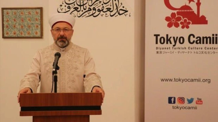 Diyanet İşleri Başkanı Erbaş, Japonca meali basılan Kur'an-ı Kerim'in lansmanını yaptı