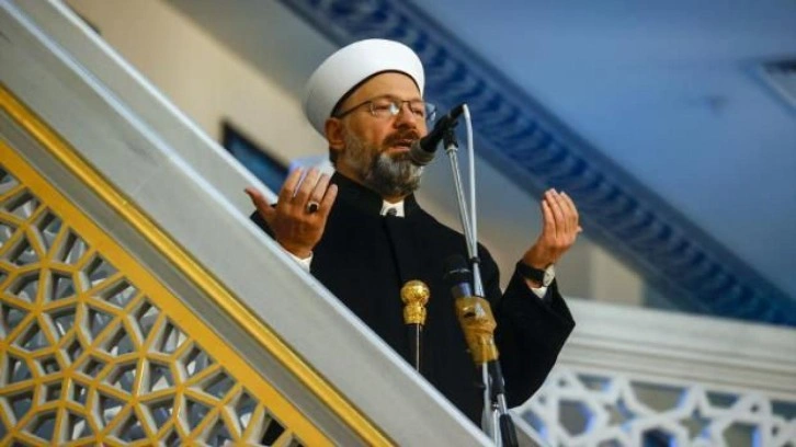 Diyanet İşleri Başkanı Erbaş Moskova’da cuma namazı kıldırdı