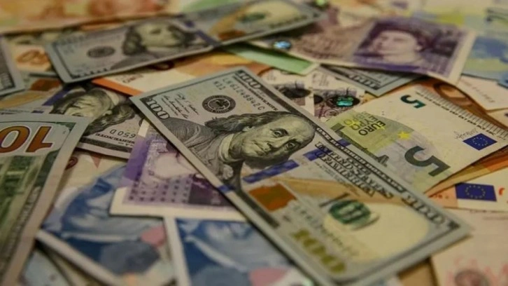 Dolar 27'nin üzerinde seyrediyor; avro 30 lira sınırında