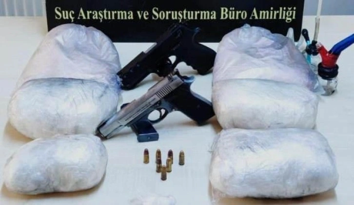 Durdurulan tırda 5 kilo 800 gram metamfetamin çıktı