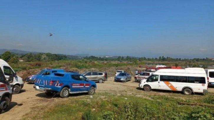 Düzce'de sele kapılan kepçe operatörünün cansız bedenine ulaşıldı