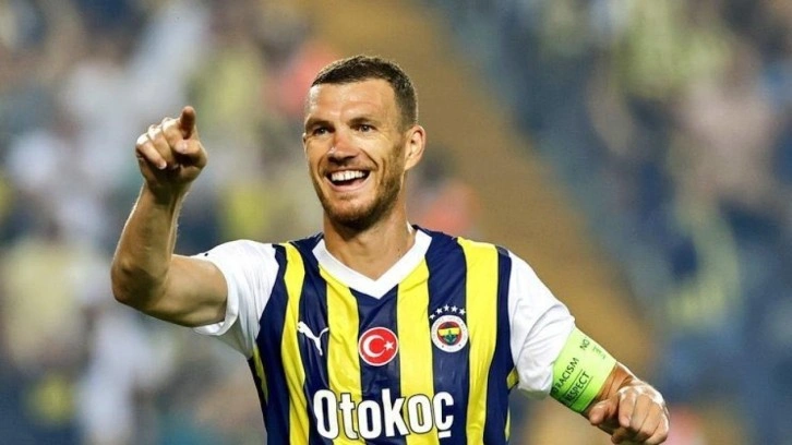 Edin Dzeko'dan transfer telefonu: Fenerbahçe'ye gel