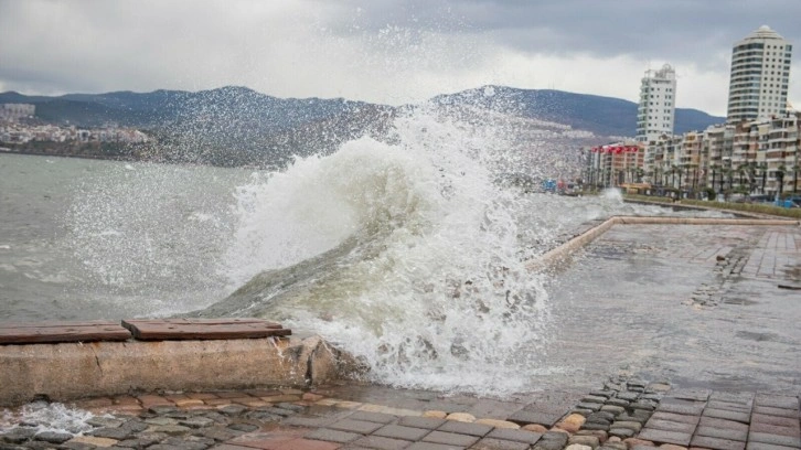 Ege Denizi için 'fırtına' uyarısı! Yarın akşam etkili olacak