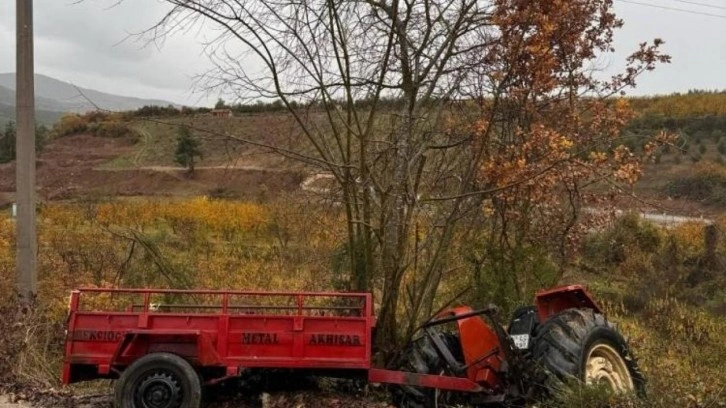 Ehliyetsiz sürücünün kullandığı traktör devrildi: 1 ölü, 3 yaralı!