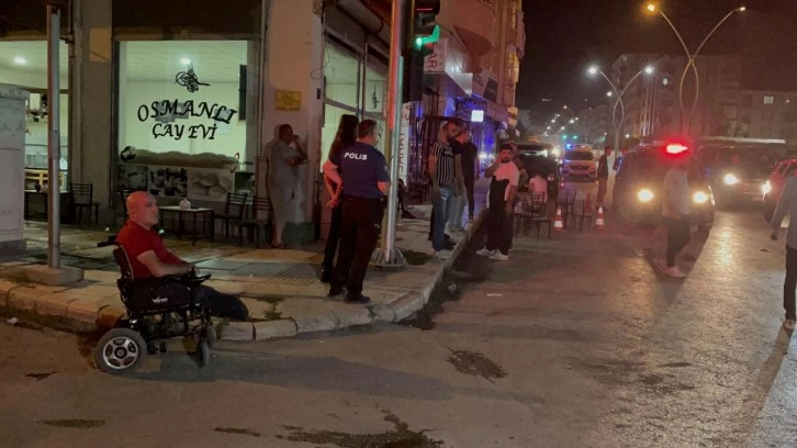 Elazığ'da çay ocağına silahlı saldırı! Çok sayıda yaralı var