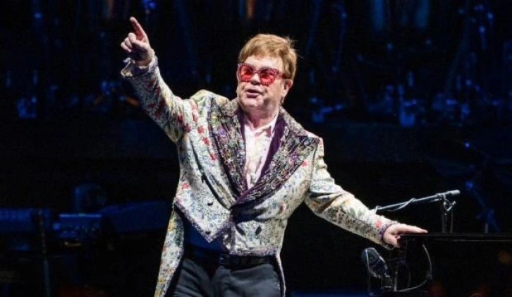 Elton John koronavirüse yakalandı!