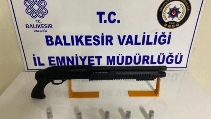 Emniyet düğmeye bastı: 13 kişi tutuklandı