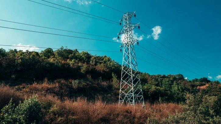 Enerjisa Dağıtım Şirketleri elektrik altyapısını geleceğe hazır hale getiriyor