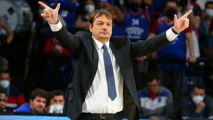 Ergin Ataman: Şampiyon unvanımızı korumaya çalışacağız