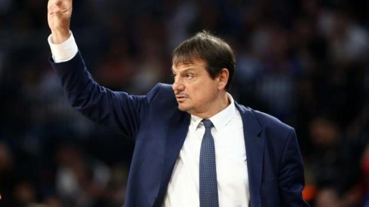 Ergin Ataman: Şampiyonluğa kaldı bir!