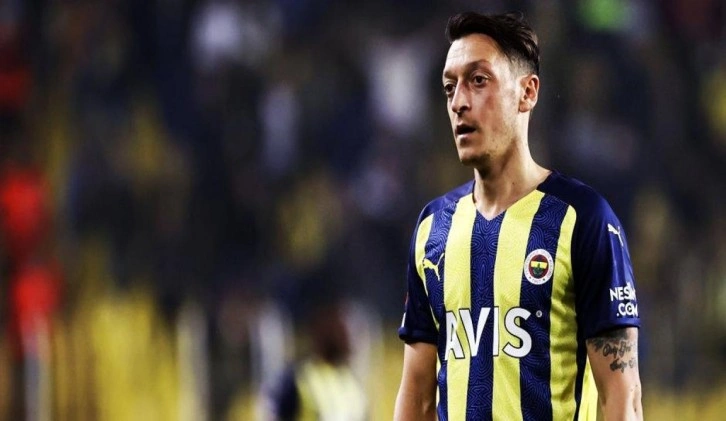 Erkut Söğüt: Mesut sözleşmesinin sonuna kadar Fenerbahçe'de kalacak