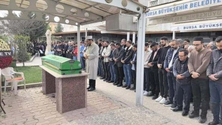 Eşi tarafından öldürülen iş adamı defnedildi