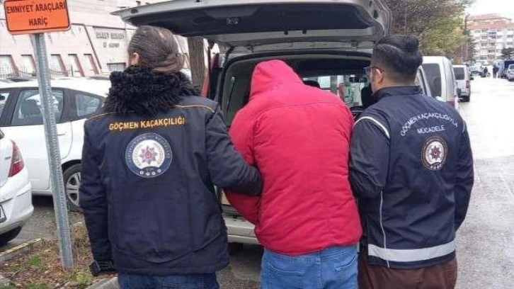 Eskişehir'de 9 düzensiz göçmen yakalandı