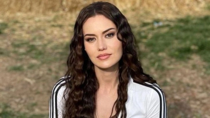 Fahriye Evcen minik oğlu Kerem'in yüzünü ilk kez gösterdi