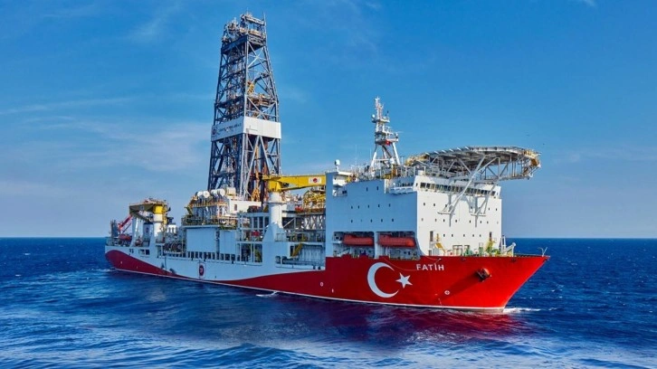 Fatih, yeni müjdeler için Karadeniz'de sondaja devam ediyor