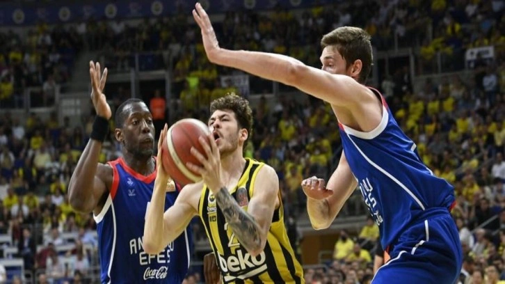 Fenerbahçe Beko - Anadolu Efes! Final serisinde 2. maç