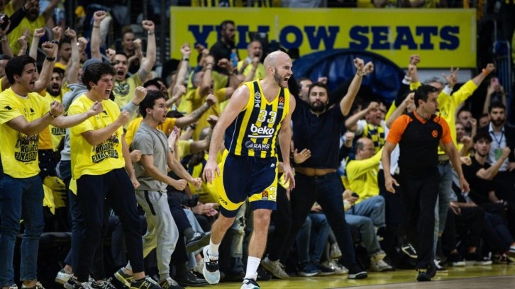 Fenerbahçe'de yaprak dökümü! Ayrılıklar peş peşe