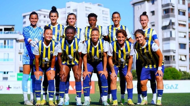 Fenerbahçe Kadın Futbol Takımı, 10 isimle yollarını ayırdı