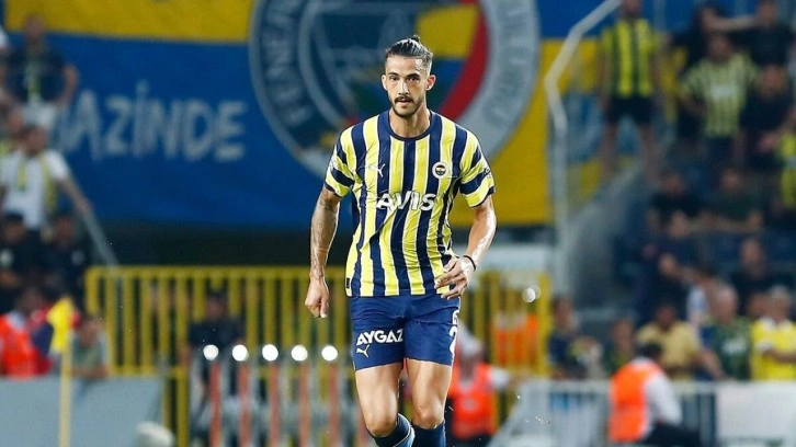 Fenerbahçe'de bir ayrılık daha! Resmen açıklandı