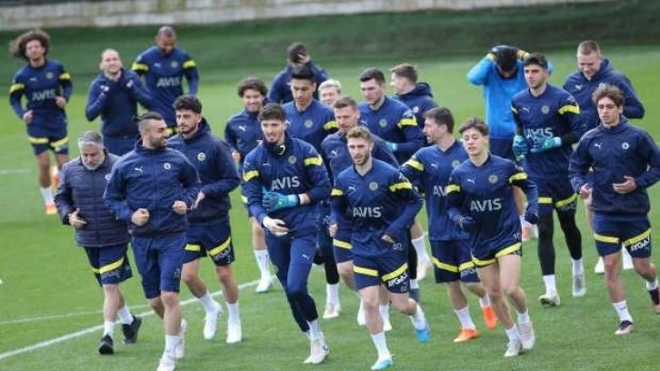 Fenerbahçe'de dev maç öncesi 5 eksik var!