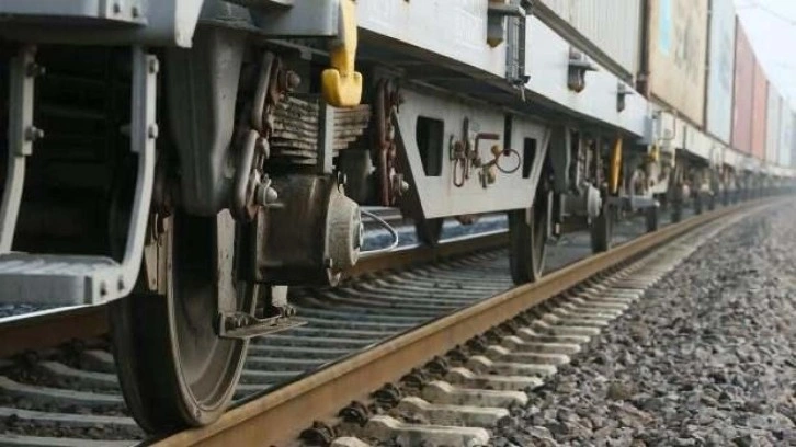 Fransa'da tren yolcularına bomba tehdidi mesajı