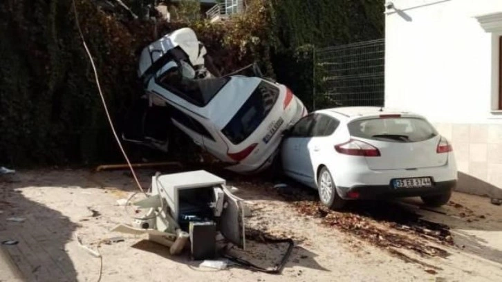 Freni patlayan kamyon dehşet saçtı: 1 ölü, 6 yaralı