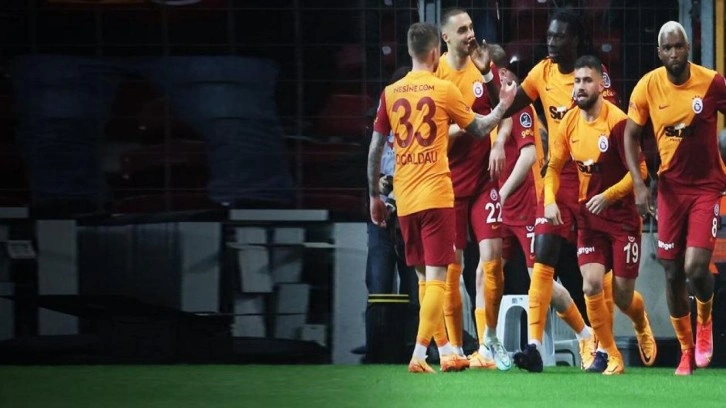 Galatasaray'da dev operasyon! 8 ayrılık birden