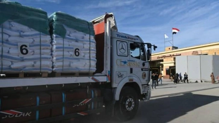 Gazze ateşkesinde üçüncü gün...897 insani yardım tırı giriş yaptı!