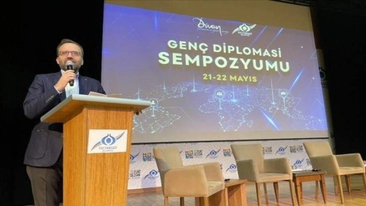 'Genç Diplomasi Sempozyumu' İstanbul'da başladı