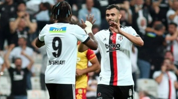 Ghezzal kendisine forvet arıyor! Gomis'e yaptığı çağrı sosyal medyayı yıktı