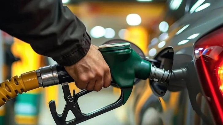 Güncel akaryakıt fiyatları 6 Ağustos 2024! Bugün benzin, motorin ve LPG’ye indirim var mı?