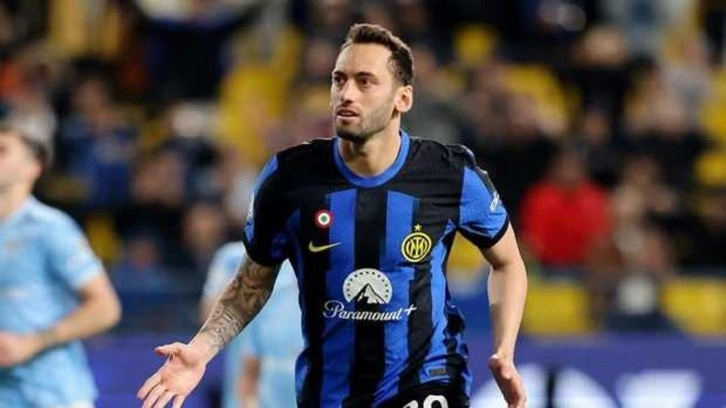 Hakan Çalhanoğlu gol attı! Inter, kupada finale yükseldi