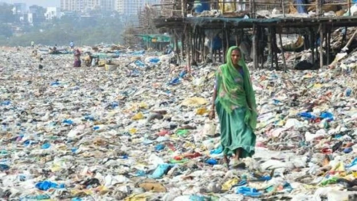 Hindistan'da tek kullanımlık plastik ürünlere yasak