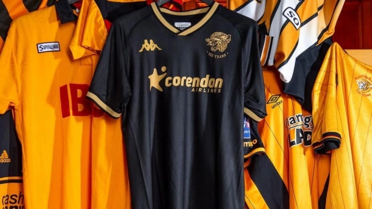 Hull City’nin 120. yılına özel forma