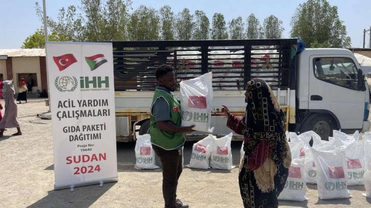 İHH’dan Sudan’ın 3 farklı şehrinde insani yardım