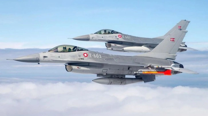 İkinci parti F-16'lar Ukrayna'ya ulaştı