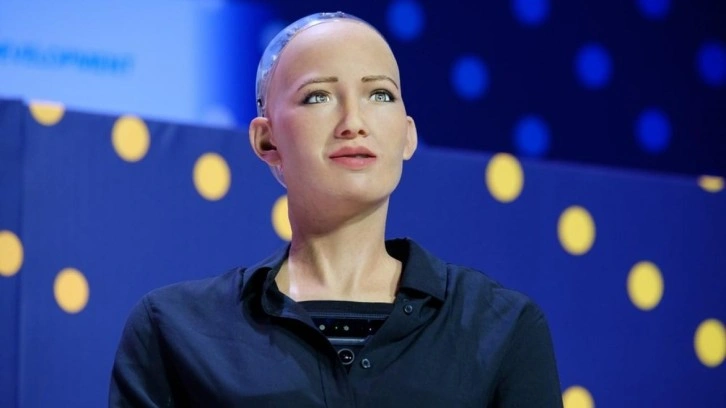 İnsansı robot Sophia, ilk kez Çamlıca Kulesi’nde radyo yayını yapacak!