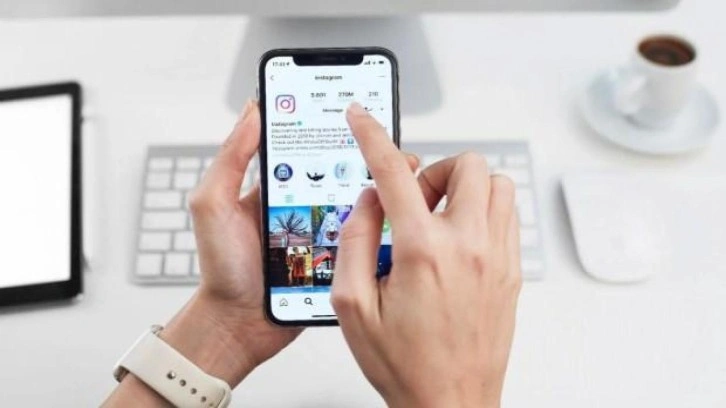 Instagram hikayeleri artık Direkt Mesaj üzerinden görüntülenebilecek
