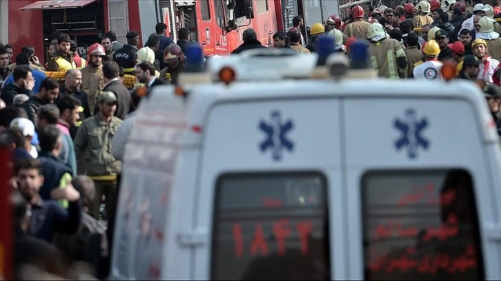 İran'da Kasım Süleymani'nin mezarındaki anma törenleri sırasındaki patlamalarda 25 kişi öl